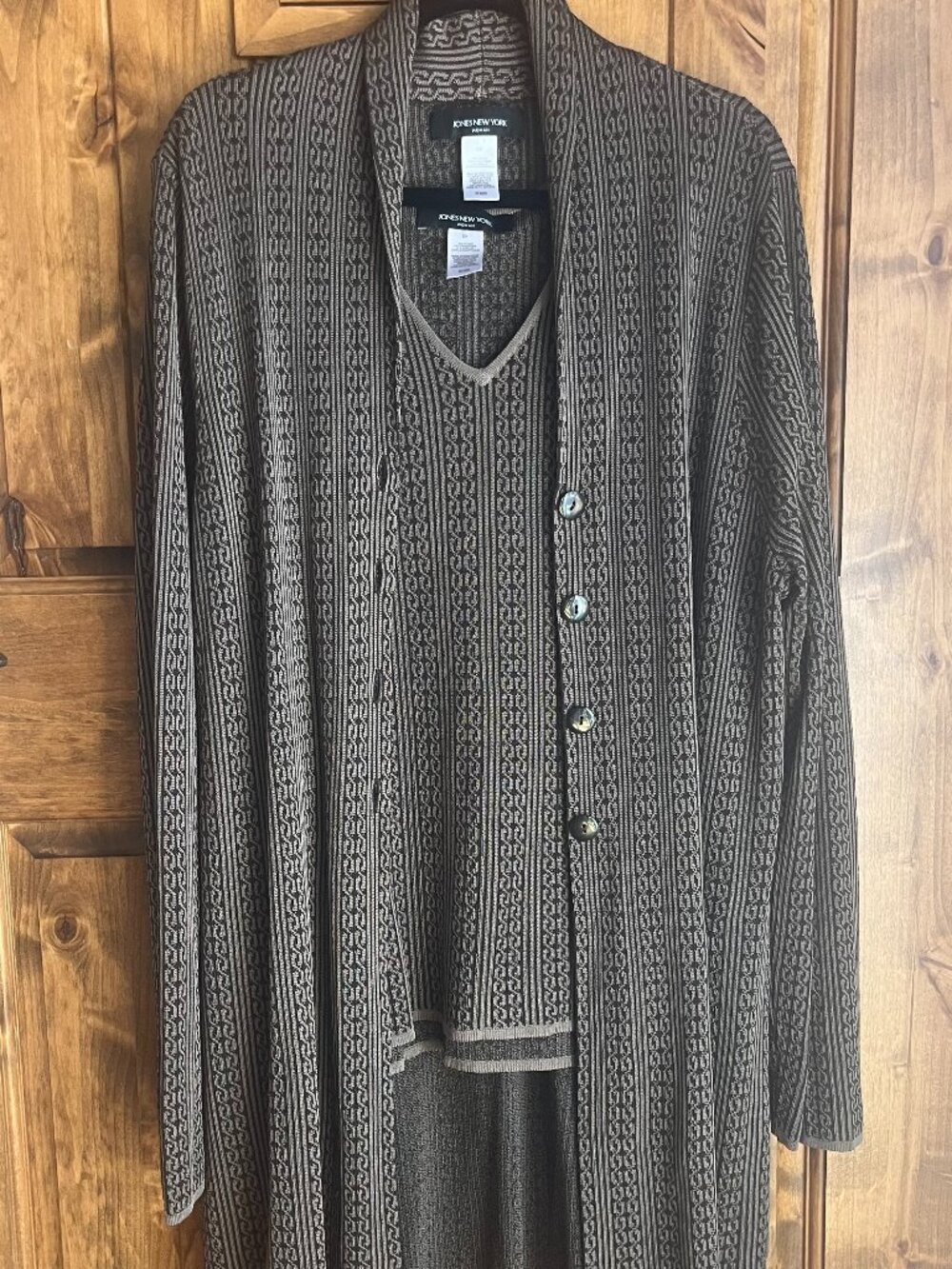 Jones of New York knit top with matching knit duster coat